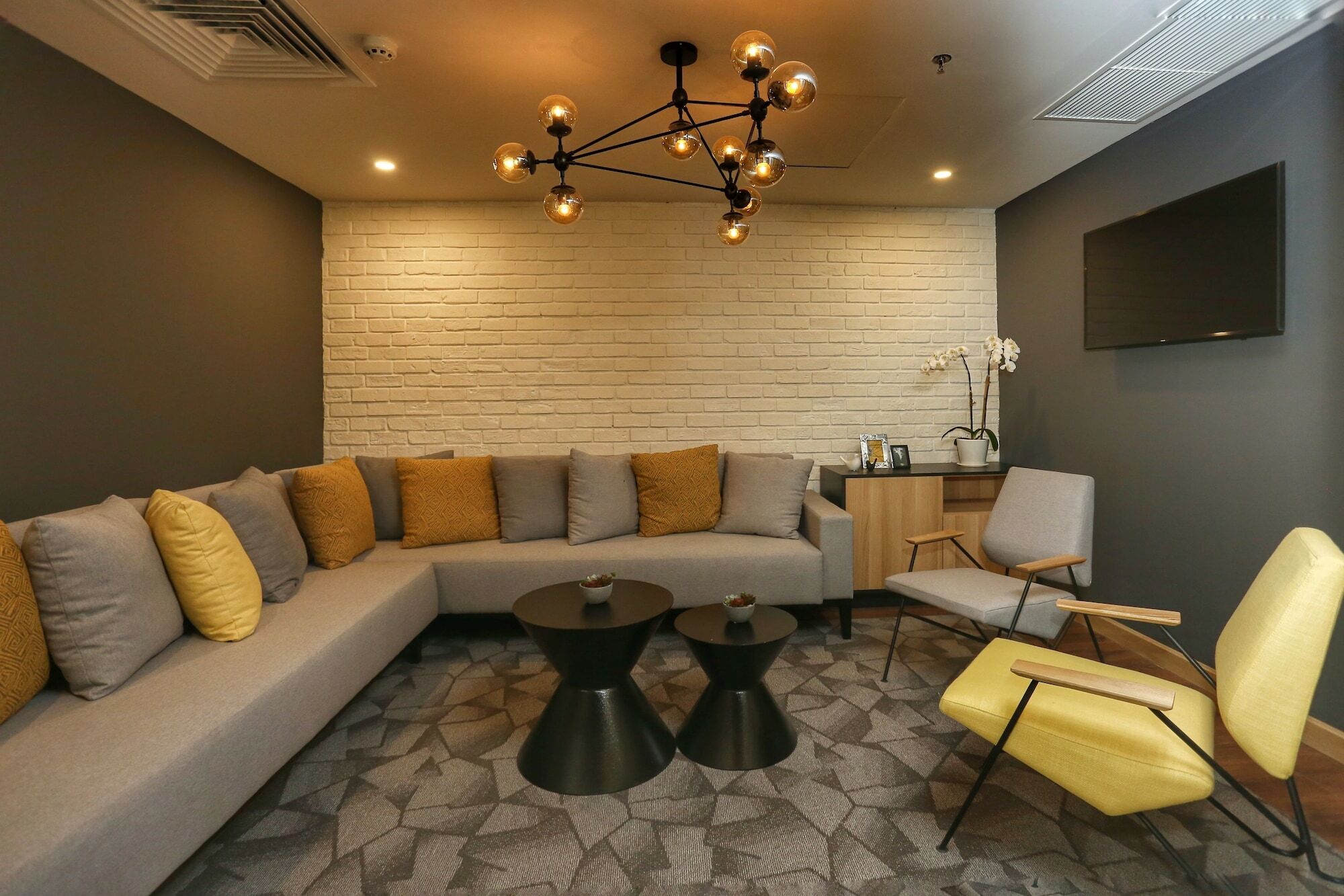 Citadines Central Binh Duong Thuan An Dış mekan fotoğraf